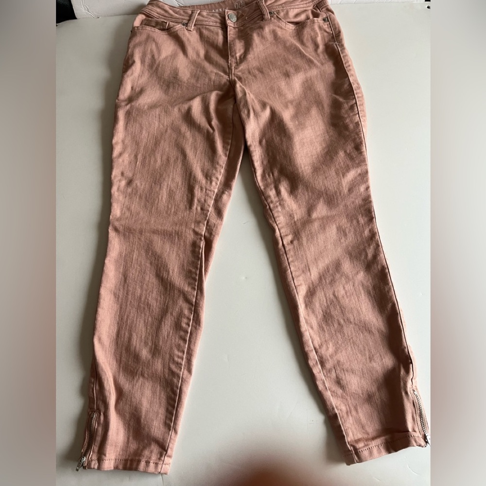 very cute ankles jeans in pink